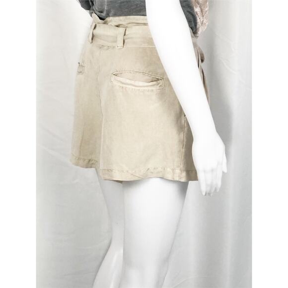 YF&B Tan Linen Front Pleat Button Waist Tie Shorts Size Small NWT - Picture 6 of 8